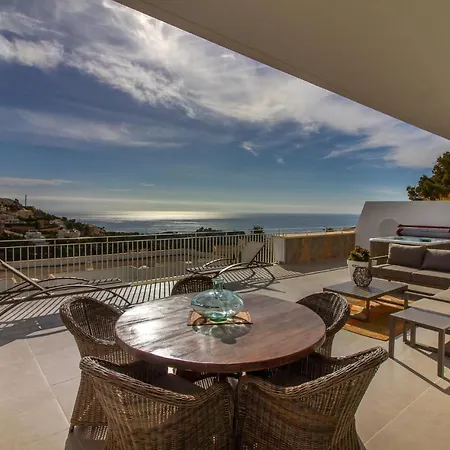 Stunning In With House Sea View *